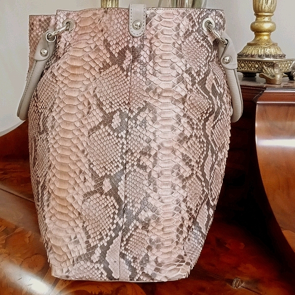 UNBELIEVABLE PYTHON SNAKESKIN GENUINE! tote bag - Picture 7 of 9